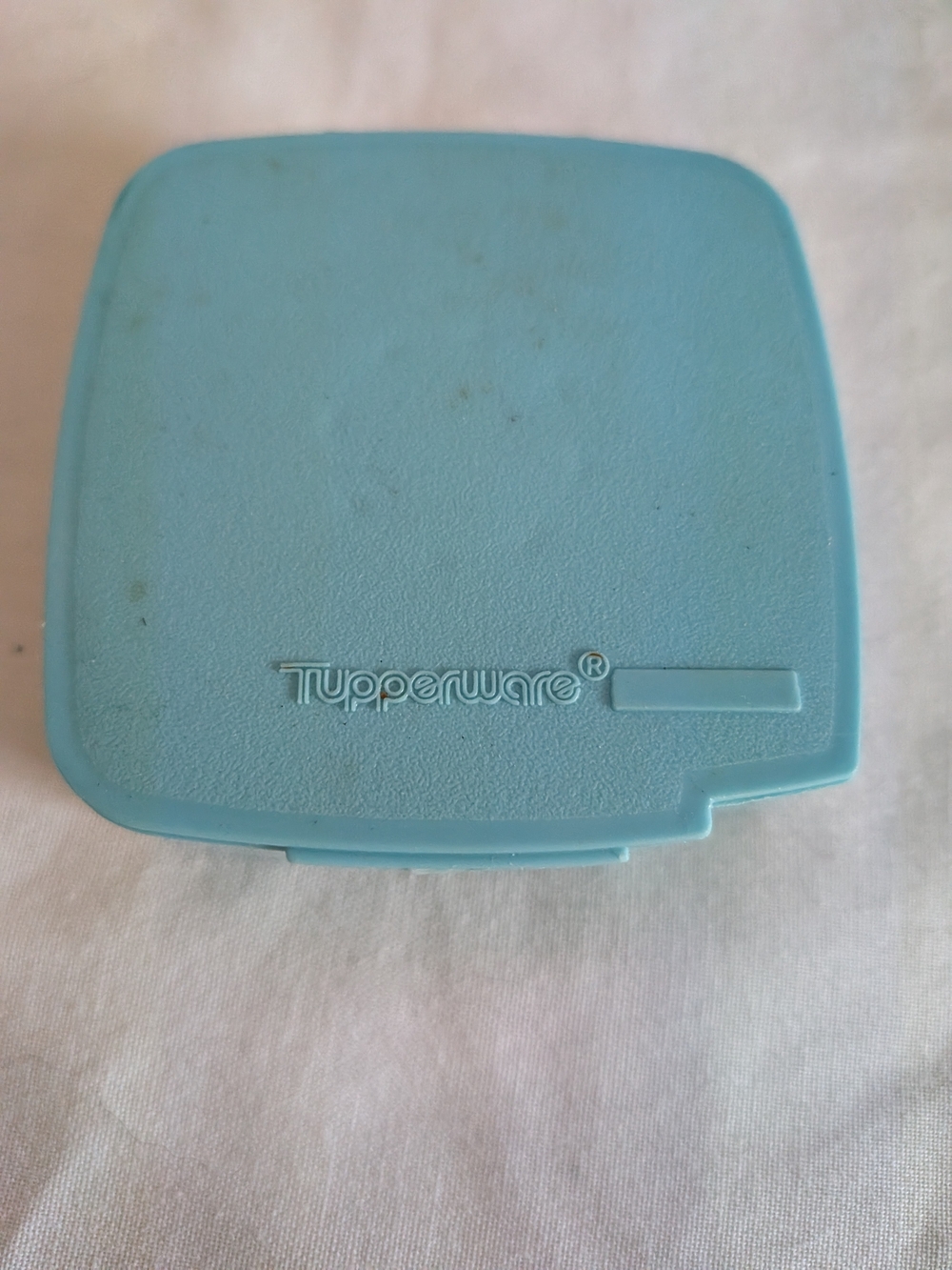Tupperware Label Dispenser